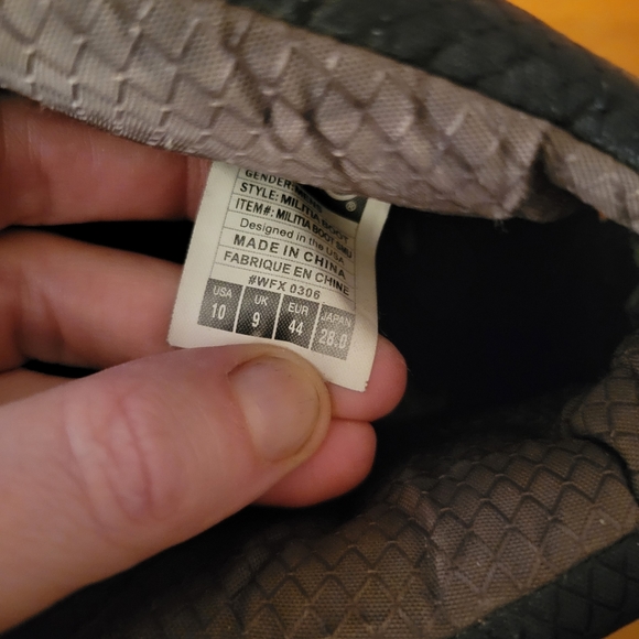 DVS  winterized skate shoe with hidden pocket - Picture 4 of 4
